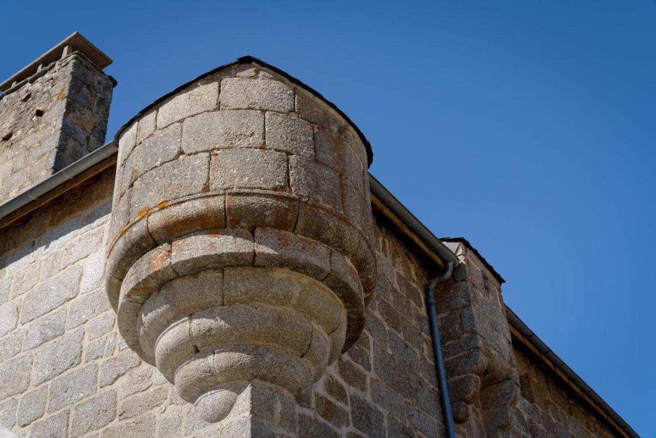 Le Petit Chateau Du Villard Le Malzieu-Forain Exterior photo